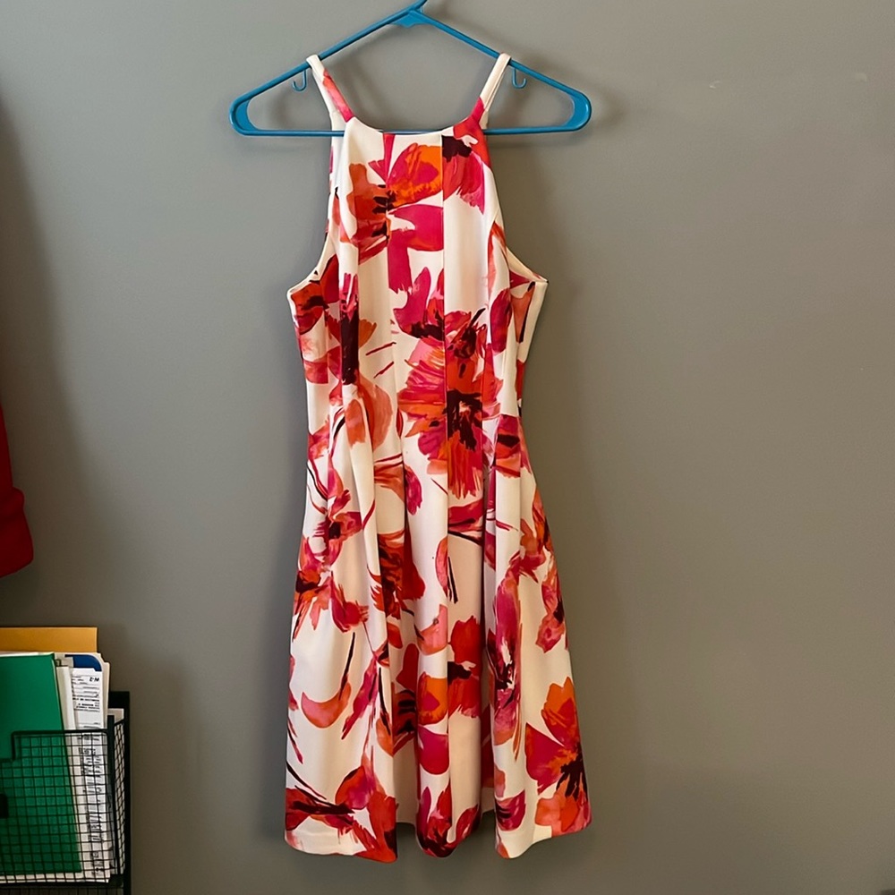 Floral pink dress for special occasions